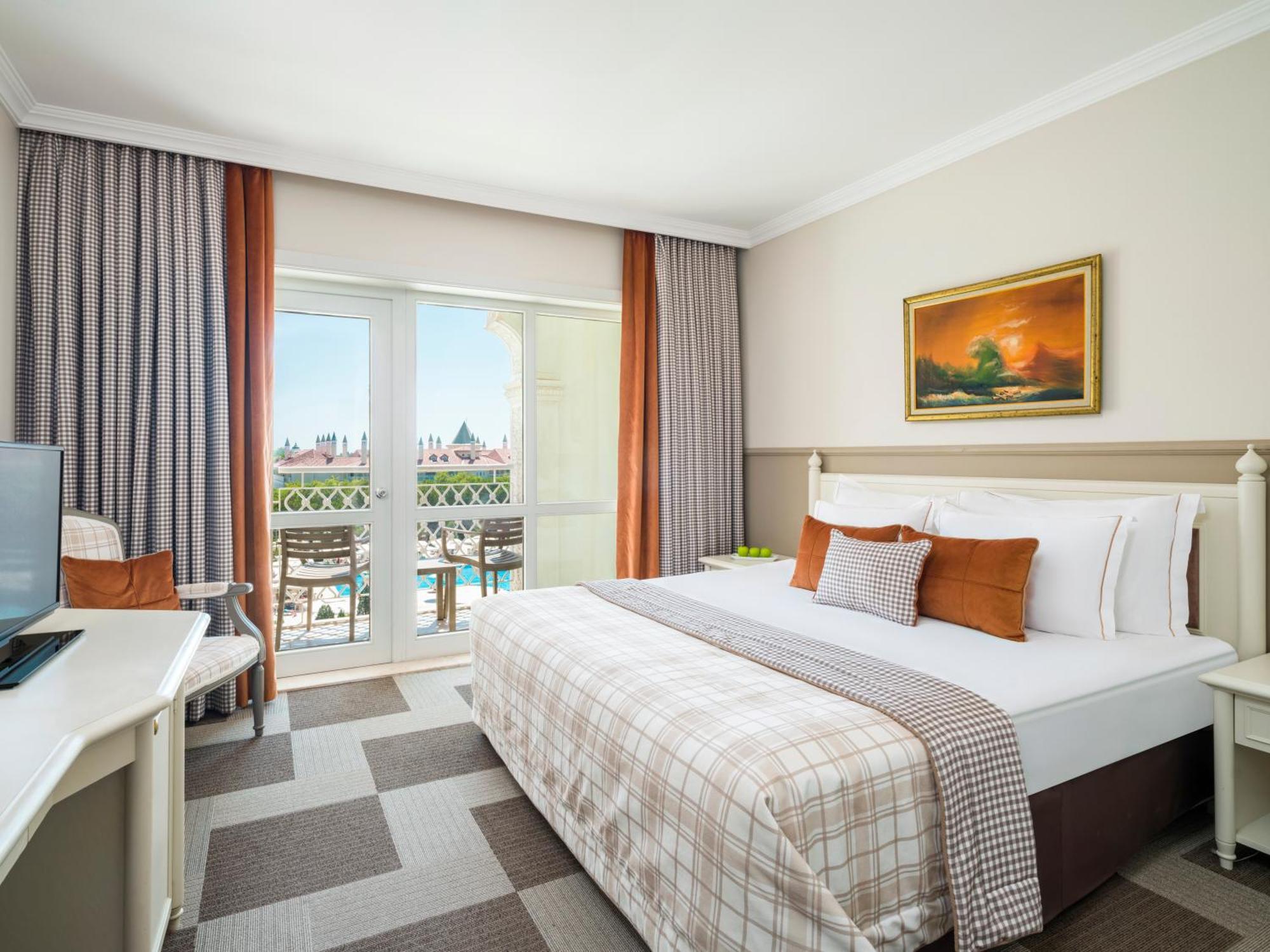 พีจีเอส เครมลิน พาเลซ Hotel อันตัลยา ภายนอก รูปภาพ